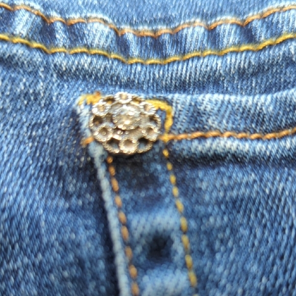 Elegant Blue Skinny Jeans with Crystal Accents - Picture 9 of 12